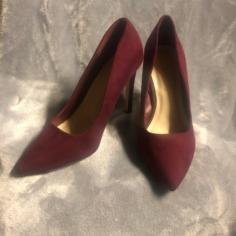 Forever 21 Burgundy Suede Pumps